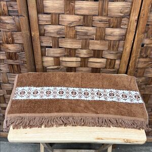 Vintage Caldwell Brown Floral Bath Towel